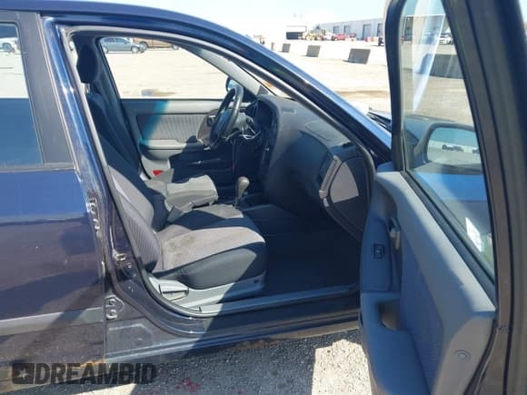 ✅ 2005 Hyundai Elantra GLS • VIN: KMHDN56D85U166496 • Lot: 42083027. Wystawiony na IAAI z przebiegiem 222 938 mil. Bezpłatny archiwum sprzedaży aukcyjnych z USA i szczegółowy raport historii pojazdu na DreamBid. Zdjęcie 5.