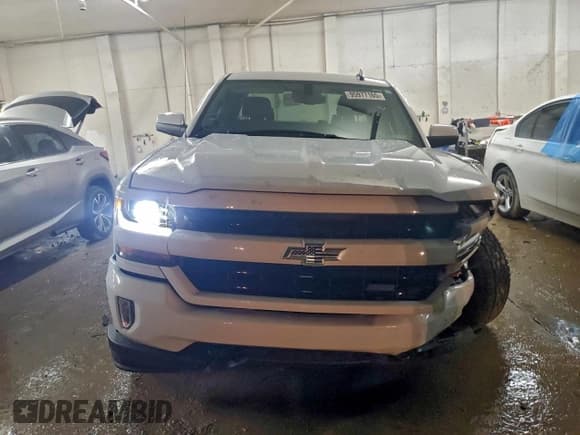 ✅ 2019 Chevrolet Silverado 1500 LT • VIN: 2GCVKPEC5K1184600 • Lot: 95977165. Wystawiony na Copart z przebiegiem 64 361 mil. Bezpłatny archiwum sprzedaży aukcyjnych z USA i szczegółowy raport historii pojazdu na DreamBid. Zdjęcie 5.
