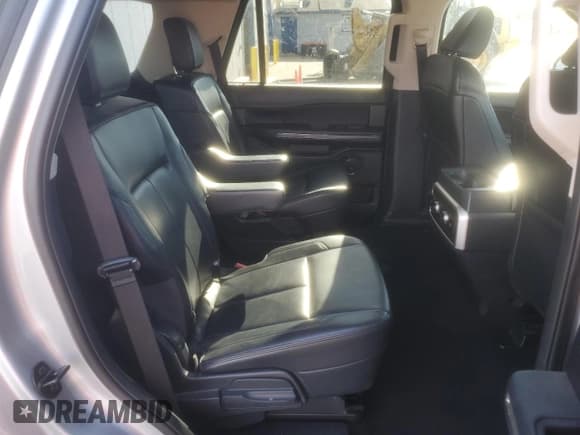 ✅ 2023 Ford Expedition XLT • VIN: 1FMJU1J8XPEA55874 • Лот: 80193515. Опубликован ранее на Copart с пробегом 46 295 миль. Бесплатный доступ к архиву аукционных продаж из США и подробный отчёт об истории автомобиля на DreamBid. Изображение 11.