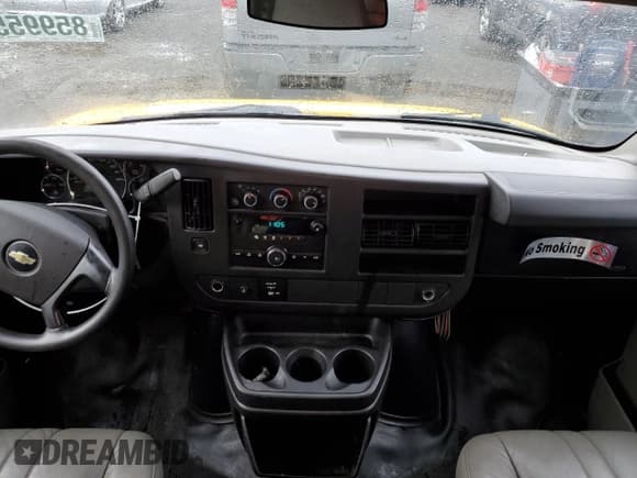 ✅ 2013 Chevrolet Express Cargo • VIN: 1GCWGGCA7D1149329 • Lot: 85995564. Listed on Copart with 136,420 mi. Free auction sales archive from the USA and detailed vehicle history report at DreamBid. Image 8.