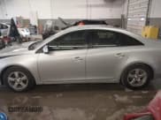 ✅ 2016 Chevrolet Cruze LT • VIN: 1G1PE5SB7G7143842 • Лот: 43563336. Опубликован ранее на IAAI с пробегом 112 084 миль. Бесплатный доступ к архиву аукционных продаж из США и подробный отчёт об истории автомобиля на DreamBid. Изображение 15.