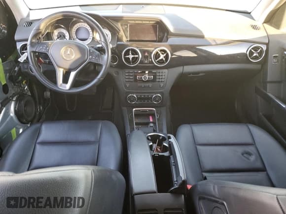 ✅ 2013 Mercedes-Benz GLK 350 • VIN: WDCGG8JB0DG093747 • Лот: 91836175. Опубликован ранее на Copart с пробегом Не указан. Бесплатный доступ к архиву аукционных продаж из США и подробный отчёт об истории автомобиля на DreamBid. Изображение 8.