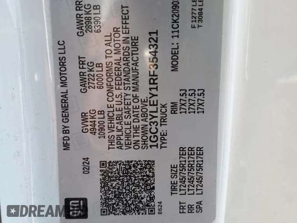 ✅ 2024 Chevrolet Silverado 2500HD • VIN: 1GC3YLEY1RF354321 • Lot: 65120074. Wystawiony na Copart z przebiegiem 5 200 mil. Bezpłatny archiwum sprzedaży aukcyjnych z USA i szczegółowy raport historii pojazdu na DreamBid. Zdjęcie 12.