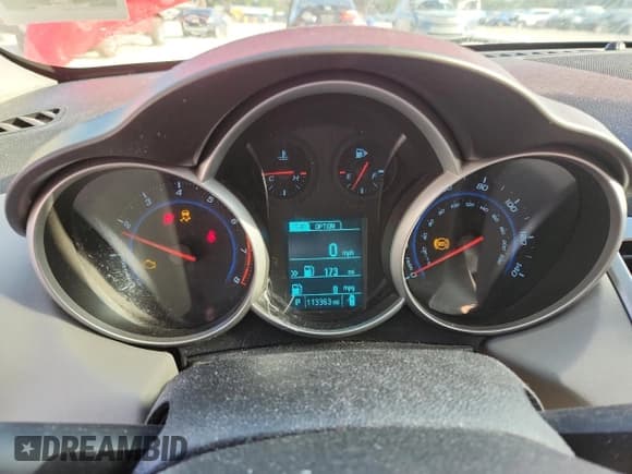 ✅ 2015 Chevrolet Cruze LT • VIN: 1G1PC5SB0F7138566 • Lot: 81874475. Listed on Copart with 113,363 mi. Free auction sales archive from the USA and detailed vehicle history report at DreamBid. Image 9.