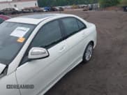 ✅ 2009 Mercedes-Benz C 300 Sport • VIN: WDDGF54X59R054278 • Lot: 42090960. Listed on IAAI with 107,179 mi. Free auction sales archive from the USA and detailed vehicle history report at DreamBid. Image 6.