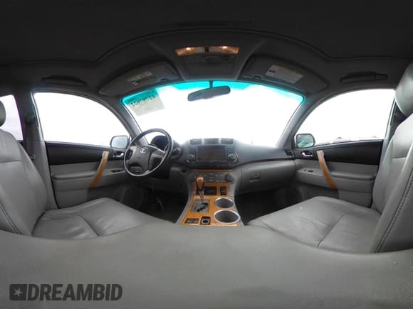 ✅ 2009 Toyota Highlander Limited • VIN: JTEEW44A892034635 • Lot: 42797622. Listed on IAAI with 218,624 mi. Free auction sales archive from the USA and detailed vehicle history report at DreamBid. Image 18.