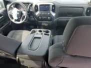 ✅ 2020 Chevrolet Silverado 1500 LT • VIN: 1GCRYDED6LZ257473 • Lot: 72845044. Wystawiony na Copart z przebiegiem 129 584 mil. Bezpłatny archiwum sprzedaży aukcyjnych z USA i szczegółowy raport historii pojazdu na DreamBid. Zdjęcie 8.