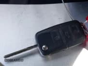 ✅ 2007 Volkswagen Rabbit • VIN: WVWBS71K37W186877 • Lot: 41851834. Wystawiony na IAAI z przebiegiem 76 291 mil. Bezpłatny archiwum sprzedaży aukcyjnych z USA i szczegółowy raport historii pojazdu na DreamBid. Zdjęcie 11.