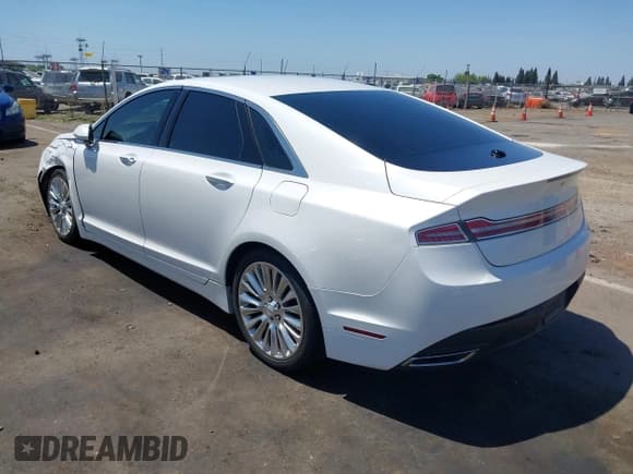✅ 2013 Lincoln MKZ • VIN: 3LN6L2JK2DR800880 • Lot: 42407838. Listed on IAAI with 126,484 mi. Free auction sales archive from the USA and detailed vehicle history report at DreamBid. Image 3.