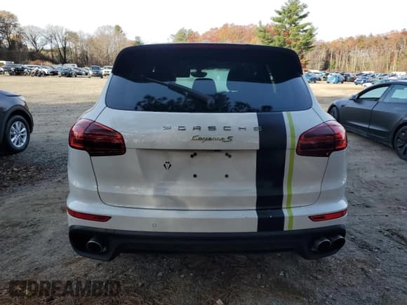 ✅ 2017 Porsche Cayenne S E-Hybrid • VIN: WP1AE2A29HLA72504 • Lot: 91635725. Listed on Copart with 168,371 mi. Free auction sales archive from the USA and detailed vehicle history report at DreamBid. Image 6.