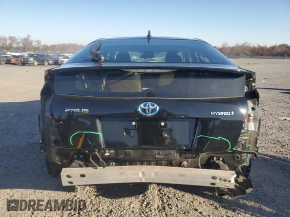 ✅ 2018 Toyota Prius Two • VIN: JTDKBRFUXJ3073104 • Лот: 90745595. Опубликован ранее на Copart с пробегом 70 237 миль. Бесплатный доступ к архиву аукционных продаж из США и подробный отчёт об истории автомобиля на DreamBid. Изображение 6.