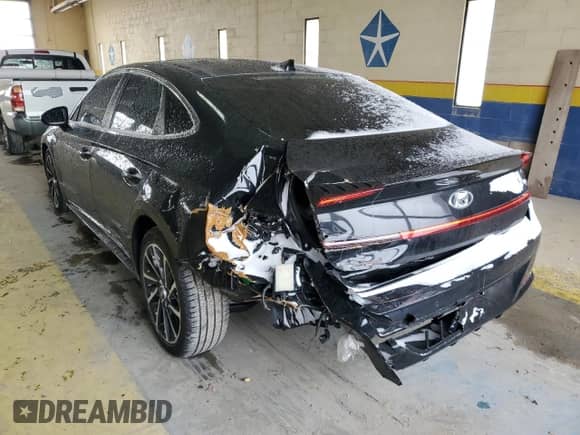 ✅ 2022 Hyundai Sonata Limited • VIN: KMHL34J26NA231283 • Lot: 71901302. Listed on Copart with 5,726 mi miles. Access the free auction sales archive from the USA and view a detailed vehicle history report at DreamBid. Image 2.