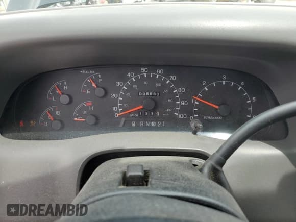 ✅ 2000 Ford F-250 XL • VIN: 1FTNF21L8YEA70627 • Lot: 56016275. Listed on Copart with 95,683 mi. Free auction sales archive from the USA and detailed vehicle history report at DreamBid. Image 9.