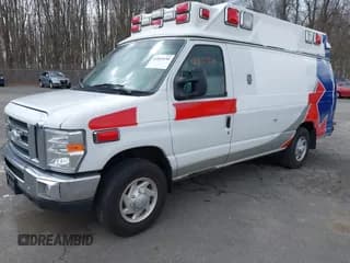 ✅ 2013 Ford E-Series Commercial • VIN: 1FDSS3ES7DDB35355 • Лот: 41853156. Опубликован ранее на IAAI с пробегом 365 733 миль. Бесплатный доступ к архиву аукционных продаж из США и подробный отчёт об истории автомобиля на DreamBid. Изображение 2.