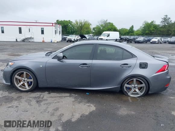 ✅ 2014 Lexus IS 350 • VIN: JTHCE1D23E5001247 • Lot: 42511541. Listed on IAAI with 105,032 mi. Free auction sales archive from the USA and detailed vehicle history report at DreamBid. Image 14.