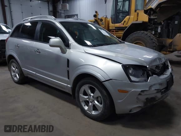 ✅ 2015 Chevrolet Captiva Sport LT • VIN: 3GNAL3EK5FS521070 • Lot: 41674435. Wystawiony na IAAI z przebiegiem 34 524 mil. Bezpłatny archiwum sprzedaży aukcyjnych z USA i szczegółowy raport historii pojazdu na DreamBid. Zdjęcie 1.