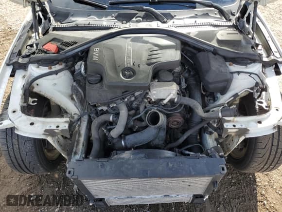 ✅ 2015 BMW 3 Series 320i xDrive • VIN: WBA3C3G55FNS75296 • Lot: 67250015. Wystawiony na Copart z przebiegiem 109 485 mil. Bezpłatny archiwum sprzedaży aukcyjnych z USA i szczegółowy raport historii pojazdu na DreamBid. Zdjęcie 11.