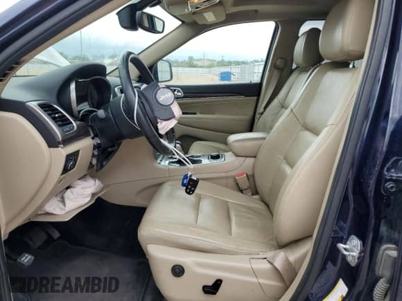 2018 Jeep Grand Cherokee Sterling z VIN 1C4RJFBGXJC389361, wystawiony jako Copart lot #59385415 z przebiegiem 78 186 mil mil oraz Szkoda całkowita • Salvage title. Historia ofert i sprzedaży dostępna na DreamBid. Obrazek 7.