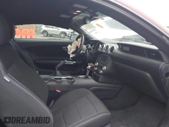 ✅ 2016 Ford Mustang V6 • VIN: 1FA6P8AM9G5283698 • Lot: 42111575. Listed on IAAI with 111,062 mi. Free auction sales archive from the USA and detailed vehicle history report at DreamBid. Image 5.