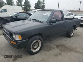 ✅ 1993 Toyota Pickup • VIN: 4TARN81A2PZ056506 • Лот: 76416364. Опубликован ранее на Copart с пробегом 242 010 миль. Бесплатный доступ к архиву аукционных продаж из США и подробный отчёт об истории автомобиля на DreamBid. Изображение 1.