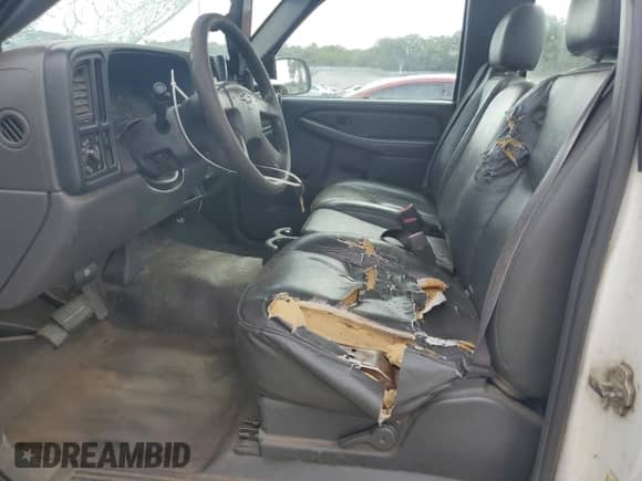 ✅ 2006 Chevrolet Silverado 1500 Work Truck • VIN: 3GCEC14X86G192993 • Lot: 70599224. Wystawiony na Copart z przebiegiem 207 515 mil mil. Skorzystaj z bezpłatnego archiwum sprzedaży aukcyjnych z USA i zobacz szczegółowy raport historii pojazdu na DreamBid. Zdjęcie 7.