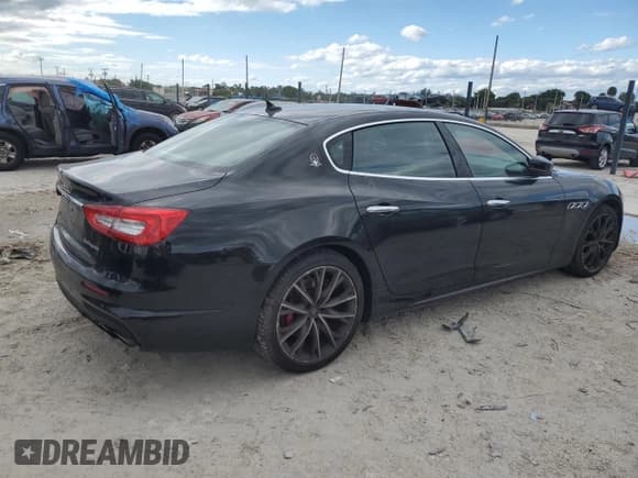 ✅ 2020 Maserati Quattroporte S • VIN: ZAM56YPA9L1354546 • Lot: 71850383. Wystawiony na Copart z przebiegiem 20 633 mil. Bezpłatny archiwum sprzedaży aukcyjnych z USA i szczegółowy raport historii pojazdu na DreamBid. Zdjęcie 3.