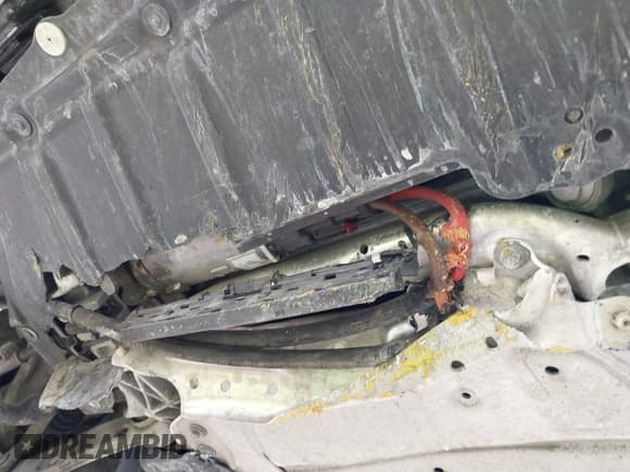 ✅ 2018 BMW 6 Series 640i xDrive • VIN: WBAJV6C50JBJ99201 • Lot: 42331600. Listed on IAAI with 102,563 mi. Free auction sales archive from the USA and detailed vehicle history report at DreamBid. Image 21.