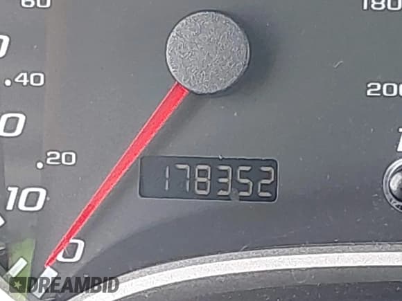 ✅ 2006 Chevrolet Equinox LT • VIN: 2CNDL73F566105713 • Лот: 42635547. Опубликован ранее на IAAI с пробегом 178 352 миль. Бесплатный доступ к архиву аукционных продаж из США и подробный отчёт об истории автомобиля на DreamBid. Изображение 15.