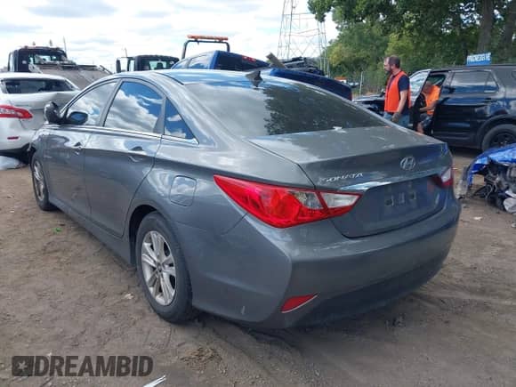 2014 Hyundai Sonata GLS с VIN 5NPEB4AC7EH937115, выставлен на аукционе IAAI как лот 43074183 с пробегом 129 423 миль миль и . История ставок и продаж доступна на DreamBid. Изображение 3.