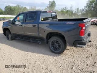 ✅ 2021 Chevrolet Silverado 1500 LT Trail Boss • VIN: 1GCPYFEL0MZ274670 • Lot: 58691914. Wystawiony na Copart z przebiegiem 43 060 mil. Bezpłatny archiwum sprzedaży aukcyjnych z USA i szczegółowy raport historii pojazdu na DreamBid. Zdjęcie 2.