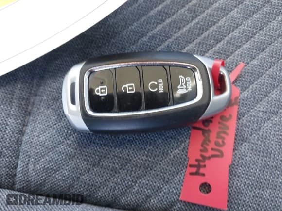 ✅ 2022 Hyundai Venue Limited • VIN: KMHRC8A36NU169697 • Lot: 41279162. Listed on IAAI with 23,542 mi. Free auction sales archive from the USA and detailed vehicle history report at DreamBid. Image 11.