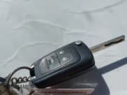 ✅ 2017 Chevrolet Impala LT • VIN: 1G1105S34HU186387 • Лот: 43419728. Опубликован ранее на IAAI с пробегом 150 311 миль. Бесплатный доступ к архиву аукционных продаж из США и подробный отчёт об истории автомобиля на DreamBid. Изображение 11.