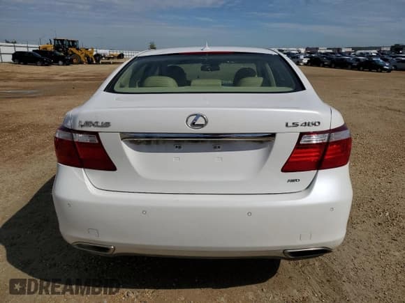 ✅ 2009 Lexus LS 460 • VIN: JTHCL46F395002976 • Лот: 69698075. Опубликован ранее на Copart с пробегом 125 626 миль. Бесплатный доступ к архиву аукционных продаж из США и подробный отчёт об истории автомобиля на DreamBid. Изображение 6.