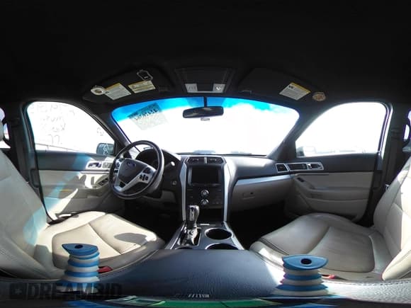 ✅ 2014 Ford Explorer XLT • VIN: 1FM5K7D87EGA79895 • Lot: 42426364. Wystawiony na IAAI z przebiegiem 114 639 mil. Bezpłatny archiwum sprzedaży aukcyjnych z USA i szczegółowy raport historii pojazdu na DreamBid. Zdjęcie 18.