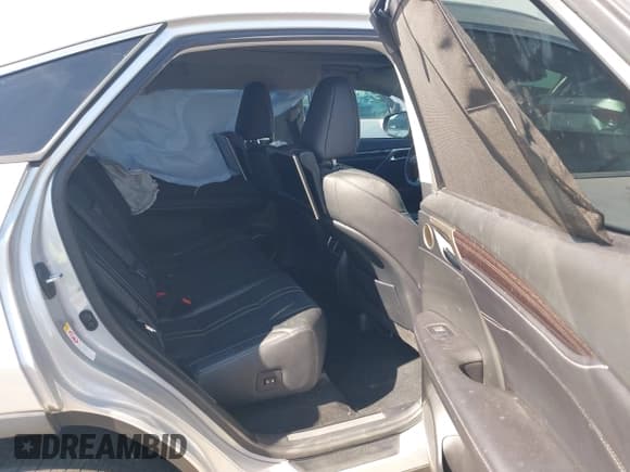 ✅ 2017 Lexus RX 450h • VIN: 2T2BGMCA5HC008642 • Lot: 43054967. Wystawiony na IAAI z przebiegiem 55 285 mil. Bezpłatny archiwum sprzedaży aukcyjnych z USA i szczegółowy raport historii pojazdu na DreamBid. Zdjęcie 8.