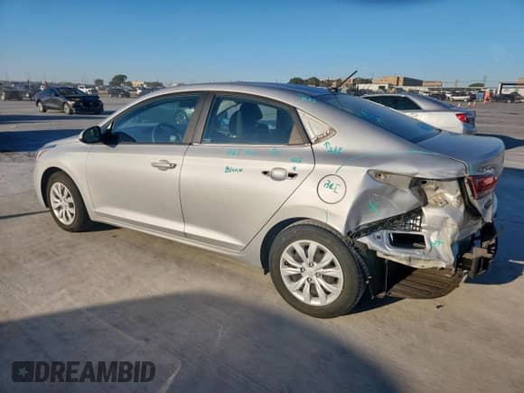 2020 Hyundai Accent SE z VIN 3KPC24A69LE123034, wystawiony jako Copart lot #85939755 z przebiegiem 20 536 mil mil oraz Szkoda całkowita • Salvage title. Historia ofert i sprzedaży dostępna na DreamBid. Obrazek 2.