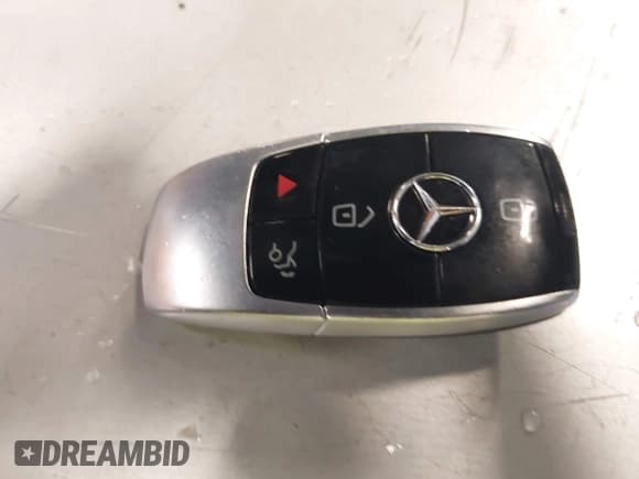 ✅ 2019 Mercedes-Benz E 450 • VIN: WDD1K6JB5KF086221 • Лот: 42408261. Опубликован ранее на IAAI с пробегом 46 659 миль. Бесплатный доступ к архиву аукционных продаж из США и подробный отчёт об истории автомобиля на DreamBid. Изображение 11.