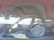 ✅ 2023 VinFast VF 8 Plus • VIN: RLLV1AFA8PH002833 • Lot: 82693035. Wystawiony na Copart z przebiegiem 31 064 mil. Bezpłatny archiwum sprzedaży aukcyjnych z USA i szczegółowy raport historii pojazdu na DreamBid. Zdjęcie 16.