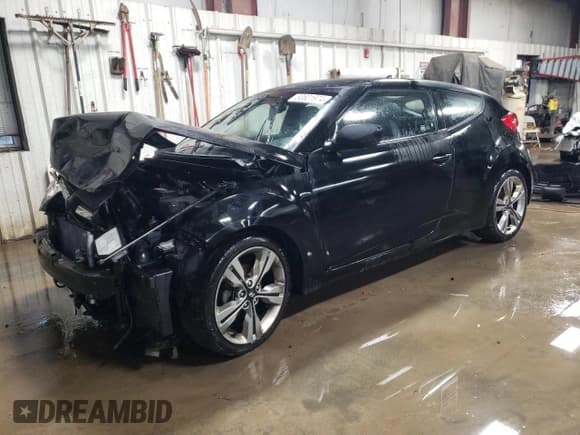 ✅ 2016 Hyundai Veloster • VIN: KMHTC6ADXGU281070 • Lot: 80631974. Wystawiony na Copart z przebiegiem 106 600 mil. Bezpłatny archiwum sprzedaży aukcyjnych z USA i szczegółowy raport historii pojazdu na DreamBid. Zdjęcie 1.