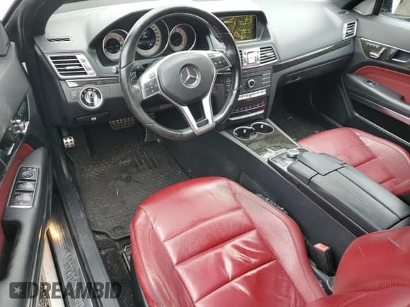 ✅ 2016 Mercedes-Benz E 400 • VIN: WDDKJ6HB1GF331505 • Lot: 71165575. Wystawiony na Copart z przebiegiem 112 656 mil. Bezpłatny archiwum sprzedaży aukcyjnych z USA i szczegółowy raport historii pojazdu na DreamBid. Zdjęcie 8.