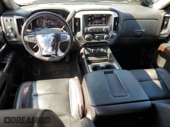 ✅ 2015 GMC Sierra 1500 SLT • VIN: 3GTU2VEC1FG446013 • Lot: 72069605. Wystawiony na Copart z przebiegiem 70 117 mil. Bezpłatny archiwum sprzedaży aukcyjnych z USA i szczegółowy raport historii pojazdu na DreamBid. Zdjęcie 8.