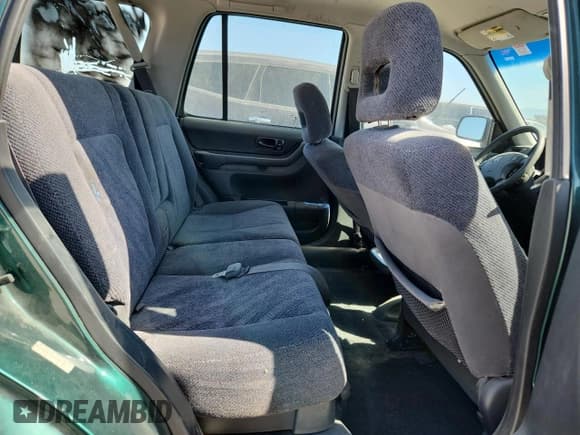 ✅ 2000 Honda CR-V • VIN: JHLRD1843YS018911 • Lot: 66453895. Wystawiony na Copart z przebiegiem 178 005 mil. Bezpłatny archiwum sprzedaży aukcyjnych z USA i szczegółowy raport historii pojazdu na DreamBid. Zdjęcie 11.