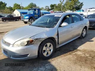 2013 Chevrolet Impala LS z VIN 2G1WF5E36D1265081, wystawiony jako Copart lot #71368805 z przebiegiem 297 255 mil mil oraz Szkoda całkowita • Salvage title. Historia ofert i sprzedaży dostępna na DreamBid. Obrazek 1.