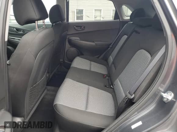 2018 Hyundai Kona SEL z VIN KM8K2CAA6JU114845, wystawiony jako Copart lot #63925323 z przebiegiem 43 088 mil mil oraz . Historia ofert i sprzedaży dostępna na DreamBid. Obrazek 10.