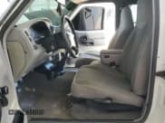 ✅ 2000 Ford Ranger XL • VIN: 1FTYR14C2YPC10072 • Lot: 72015834. Wystawiony na Copart z przebiegiem Nie podano. Bezpłatny archiwum sprzedaży aukcyjnych z USA i szczegółowy raport historii pojazdu na DreamBid. Zdjęcie 7.