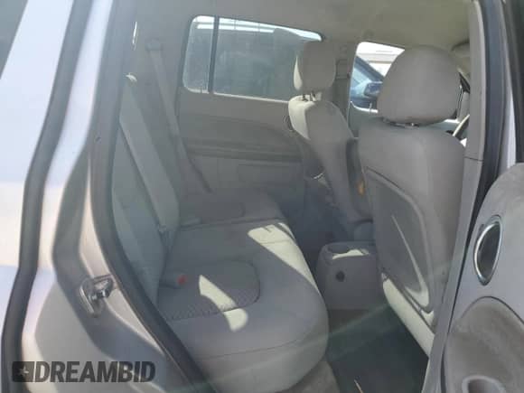 2006 Chevrolet HHR LS z VIN 3GNDA13D86S605721, wystawiony jako Copart lot #74203884 z przebiegiem Nie podano mil oraz Nie do naprawy • Non repairable. Historia ofert i sprzedaży dostępna na DreamBid. Obrazek 11.