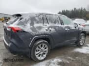 ✅ 2024 Toyota RAV4 XLE Premium • VIN: 2T3A1RFV0RW482745 • Lot: 92029915. Wystawiony na Copart z przebiegiem 8 758 mil. Bezpłatny archiwum sprzedaży aukcyjnych z USA i szczegółowy raport historii pojazdu na DreamBid. Zdjęcie 3.