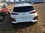2019 Hyundai Kona SE z VIN KM8K1CAA8KU373275, wystawiony jako Copart lot #70511242 z przebiegiem Nie podano mil oraz . Historia ofert i sprzedaży dostępna na DreamBid. Obrazek 6.