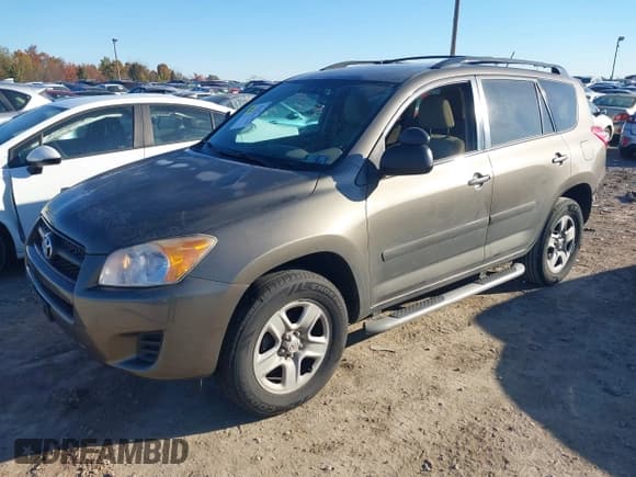 ✅ 2010 Toyota RAV4 • VIN: 2T3BF4DV1AW037544 • Lot: 43533725. Wystawiony na IAAI z przebiegiem 150 766 mil. Bezpłatny archiwum sprzedaży aukcyjnych z USA i szczegółowy raport historii pojazdu na DreamBid. Zdjęcie 2.