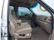 ✅ 2001 Ford Excursion Limited • VIN: 1FMSU43F31EC37134 • Lot: 41903739. Listed on IAAI with 152,052 mi. Free auction sales archive from the USA and detailed vehicle history report at DreamBid. Image 5.